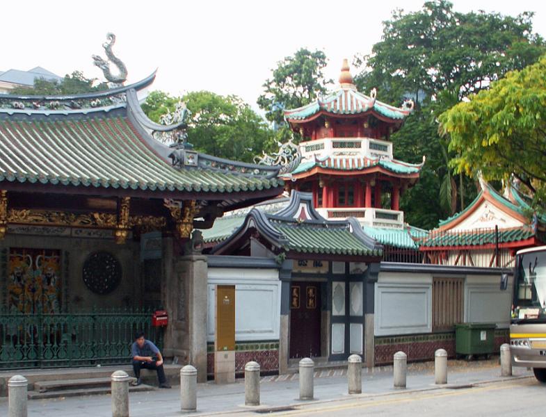Thian Hock Keng Temple 2.JPG - KONICA MINOLTA DIGITAL CAMERA